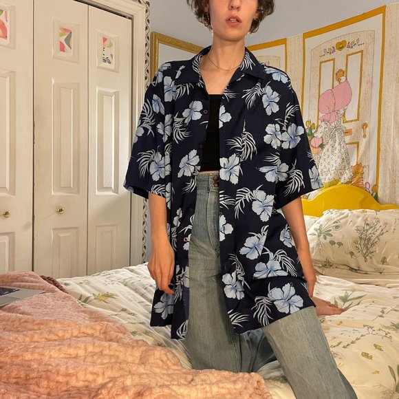 Mens XL navy blue hawaiian button up shirt! - Picture 6 of 11